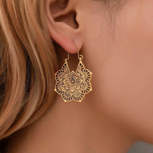 Boucles d’oreilles savoyarde ’ la fleur du temps ’