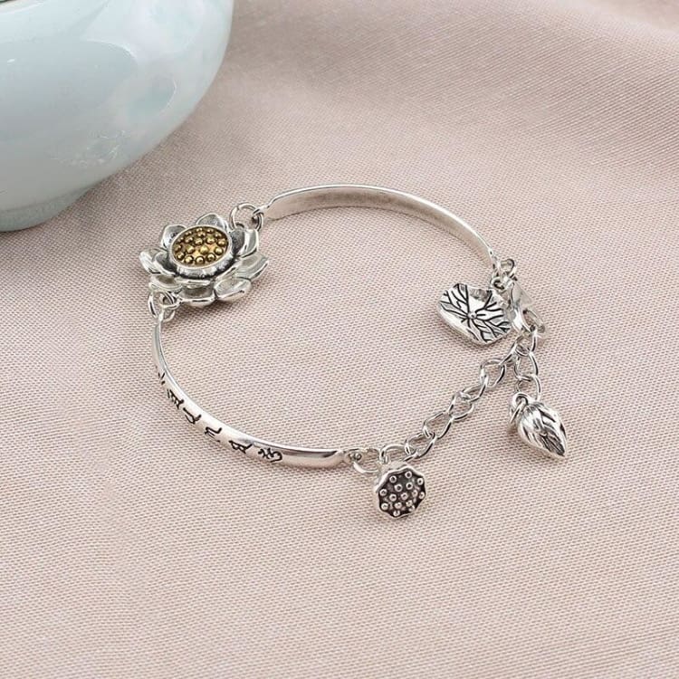 Bracelet du Lotus Eternel - Bracelet