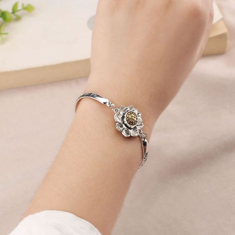 Bracelet du Lotus Eternel - Bracelet
