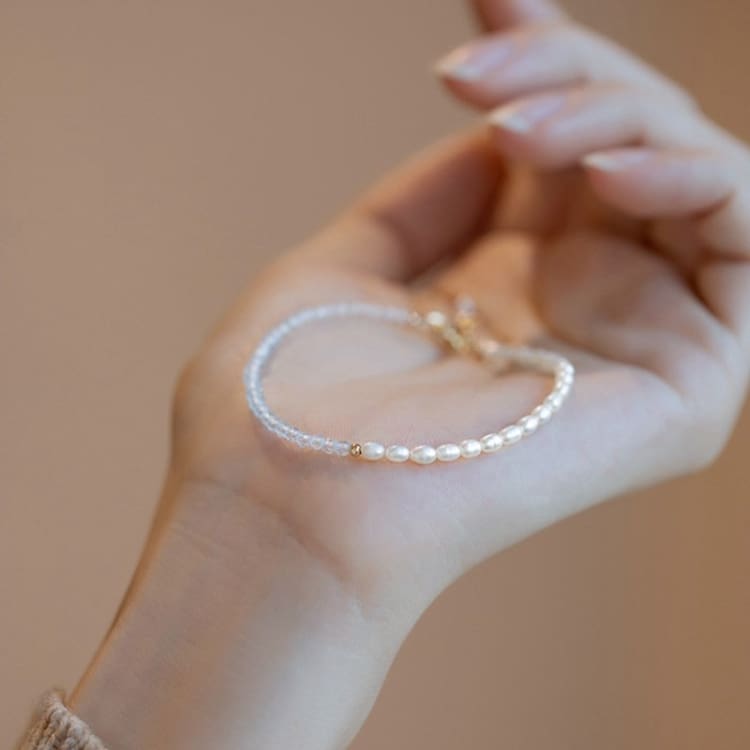 Bracelet fin en perles et aigue marine