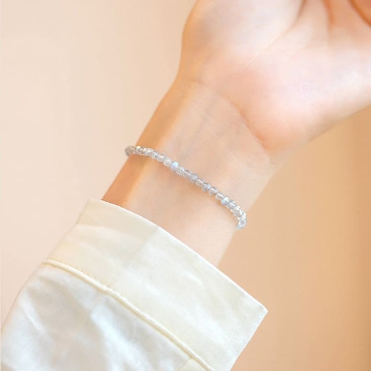 Bracelet fin en Pierre de Lune