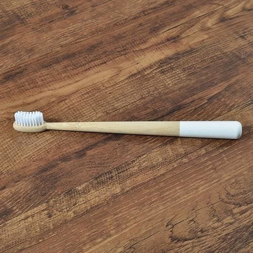 Brosses à dents en Bambou éco responsables - 5 Brosses blanches