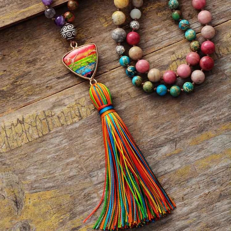 Collier 7 Chakras au pendentif en forme de triangle - Collier