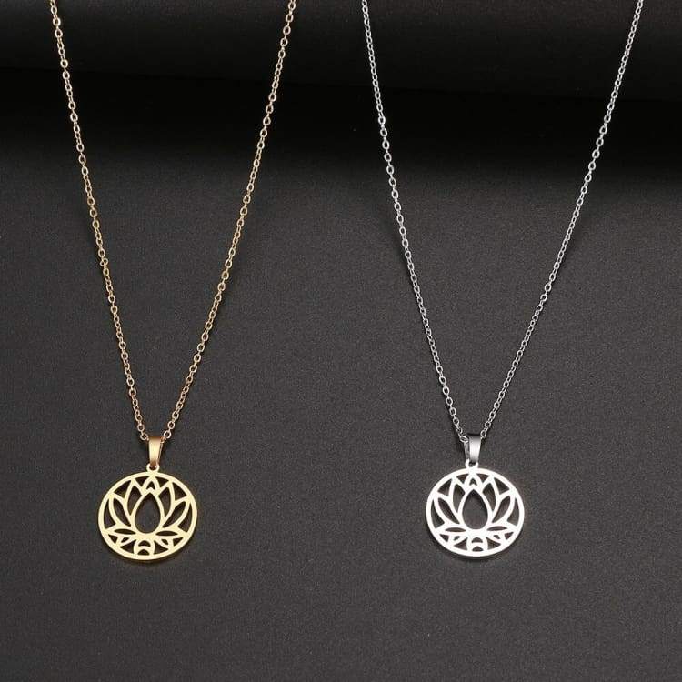 Collier ’Conscience’ orné d’une fleur de Lotus