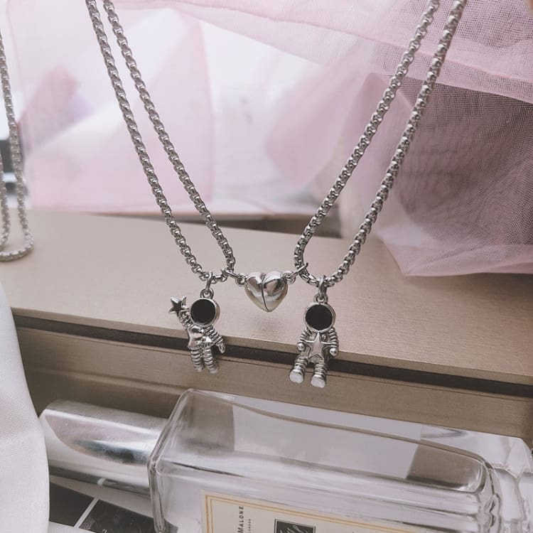 Collier d’amitié avec pendentif magnétique astronaute - Collier