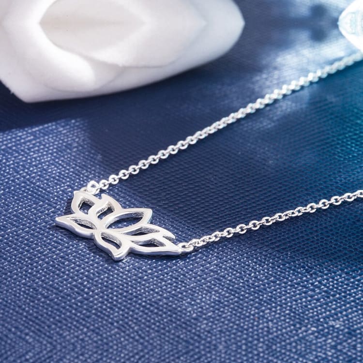 Fashion 100%925 Sterling Silver Choker Necklaces Butterfly lotus pendant Necklaces Woman solid silver jewelry gift