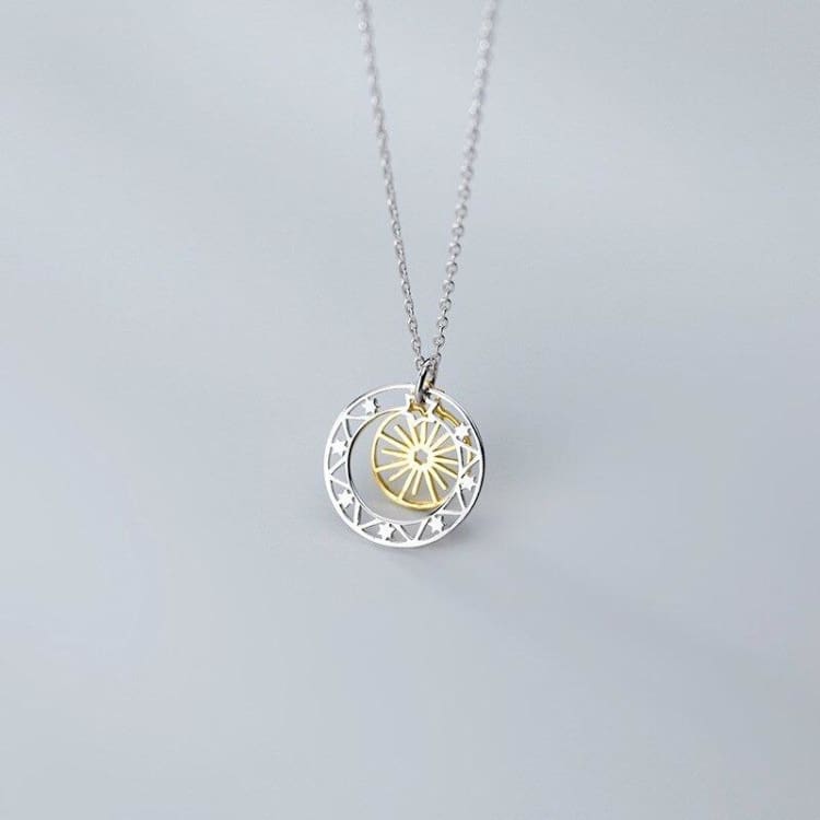 Pendentif du Soleil Eternel