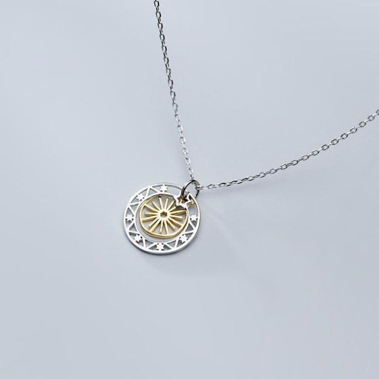 Pendentif du Soleil Eternel