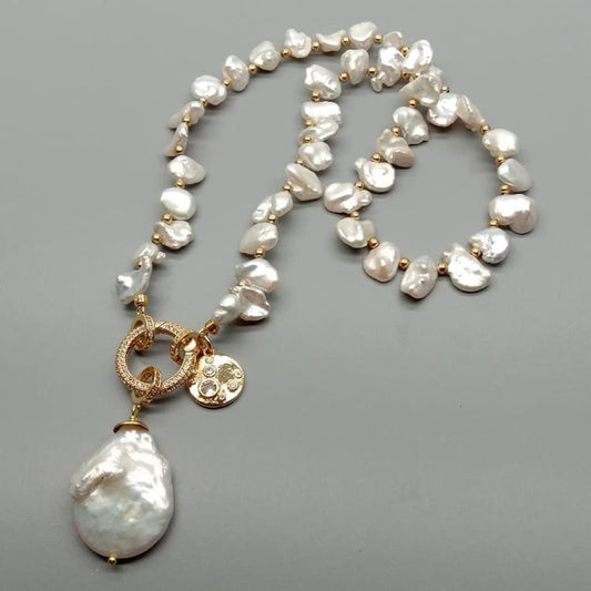 Collier Inspiration baroque en perles Keshi