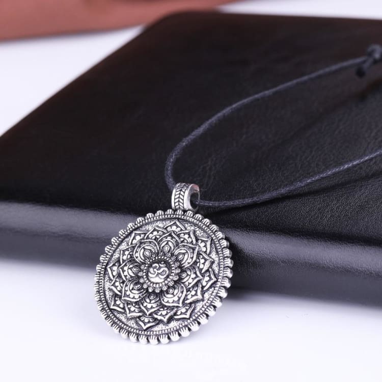 Collier Mandala de la Fleur de lotus - Collier