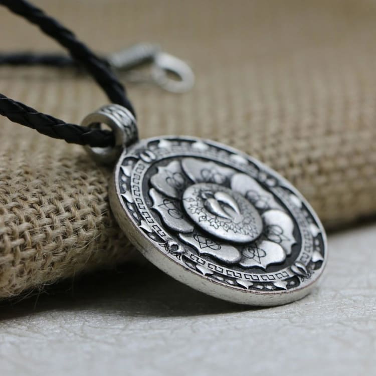 Collier Mandala Fleur De Lotus Antique - Collier