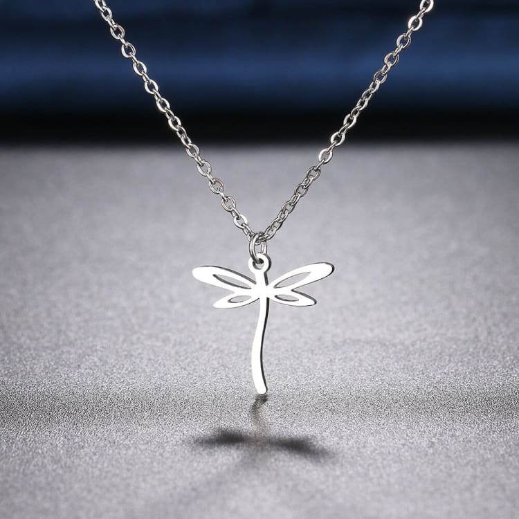 Collier ’Sagesse’ orné d’une libellule Image