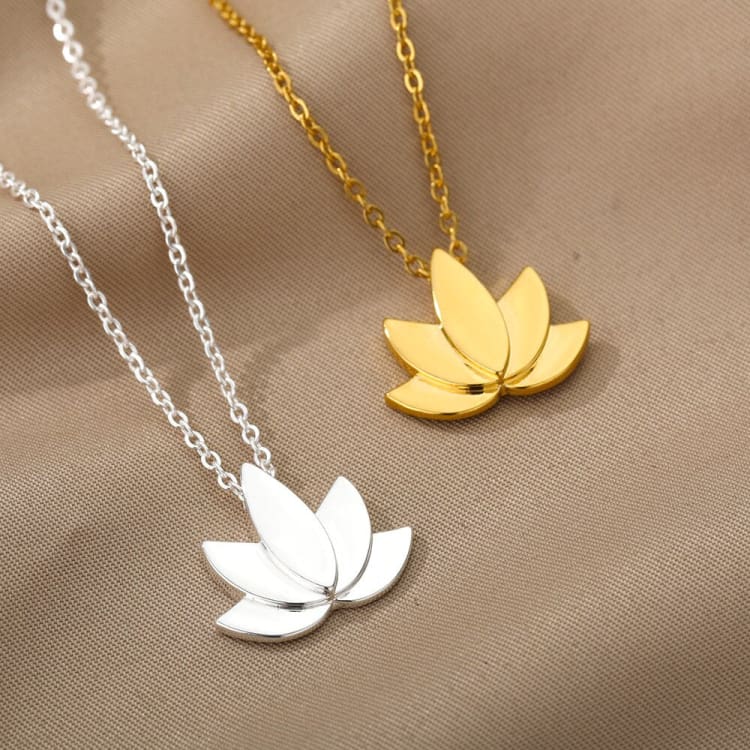 Fleur de lotus Collier pendentif en relief plein - Collier