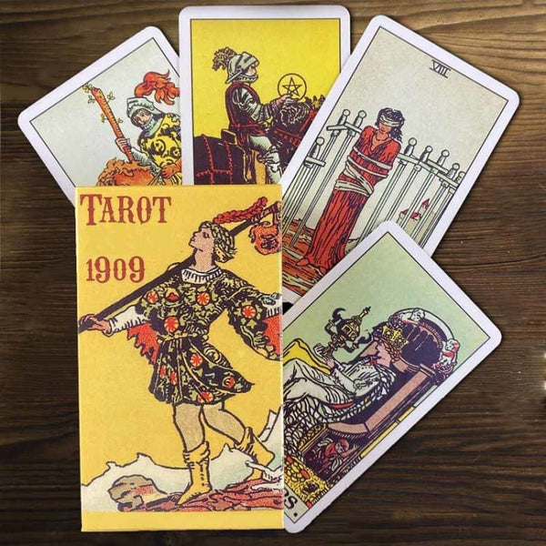 Jeu de 78 cartes Tarot personnalisé avec Logo au verso Jeu de 78 cartes Tarot personnalisé avec Logo au verso