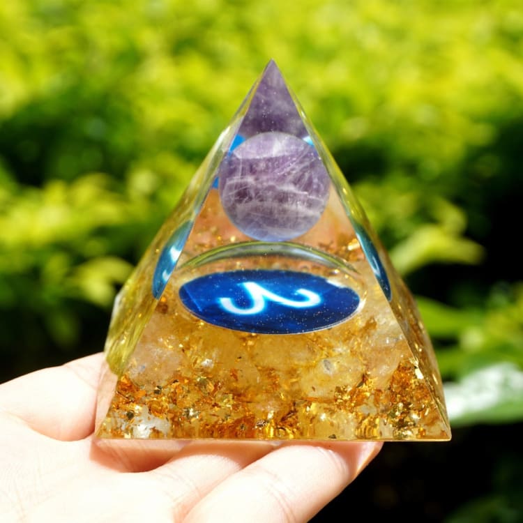 Pyramide du Zodiac en Orgonite symbole du Bélier - Décorations