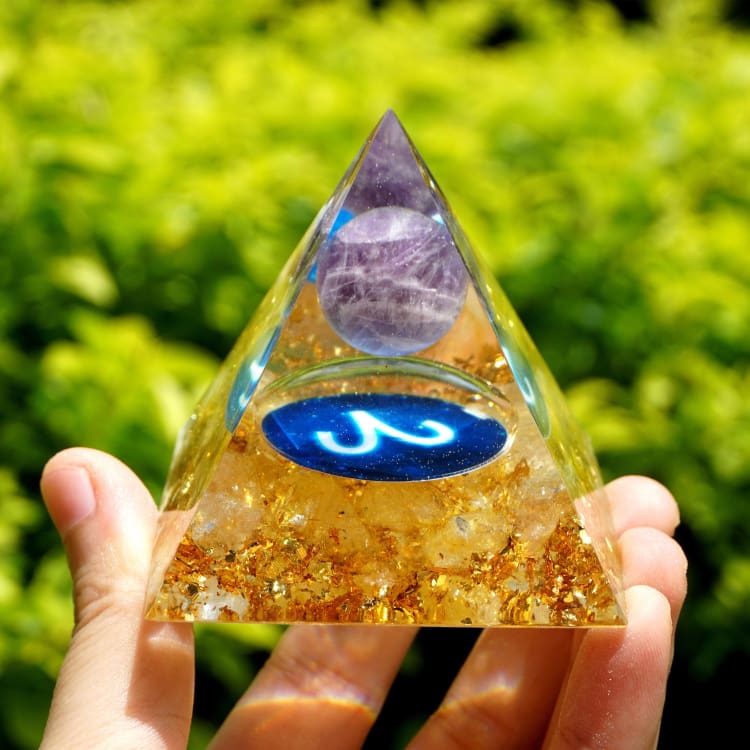 Pyramide du Zodiac en Orgonite symbole du Bélier - Décorations