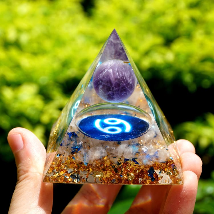 Pyramide du Zodiac en Orgonite symbole du Cancer - Décorations