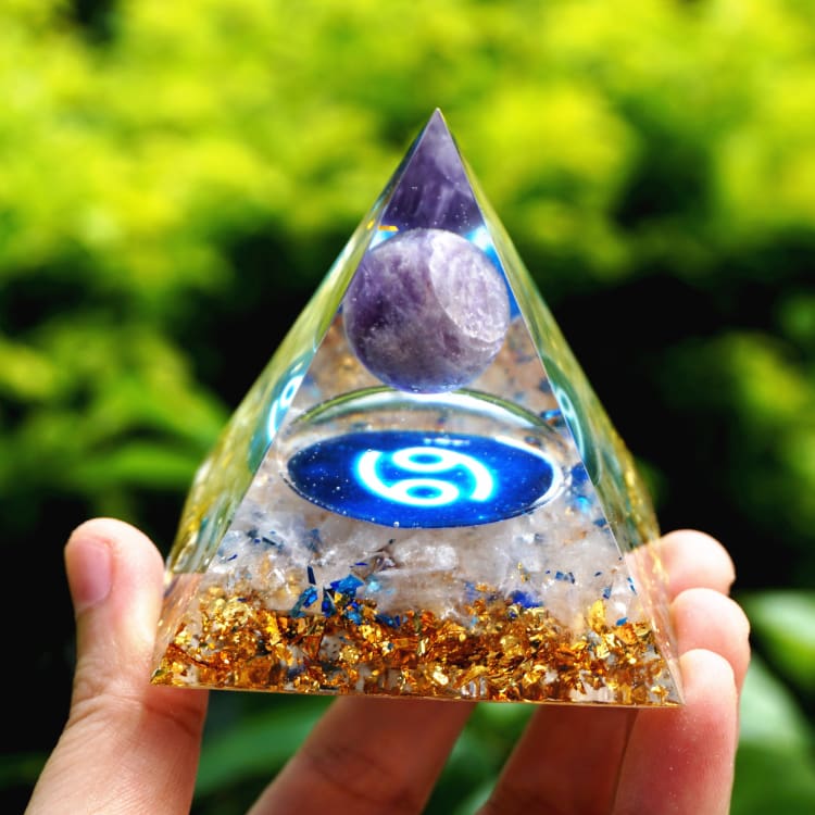 Pyramide du Zodiac en Orgonite symbole du Cancer - Décorations