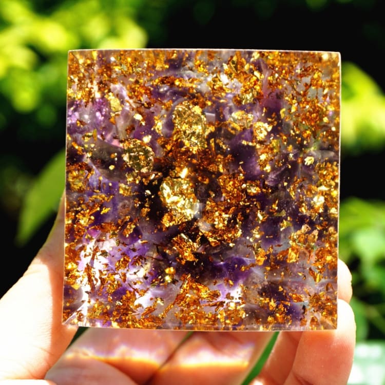 Pyramide du Zodiac en Orgonite symbole de la Vierge