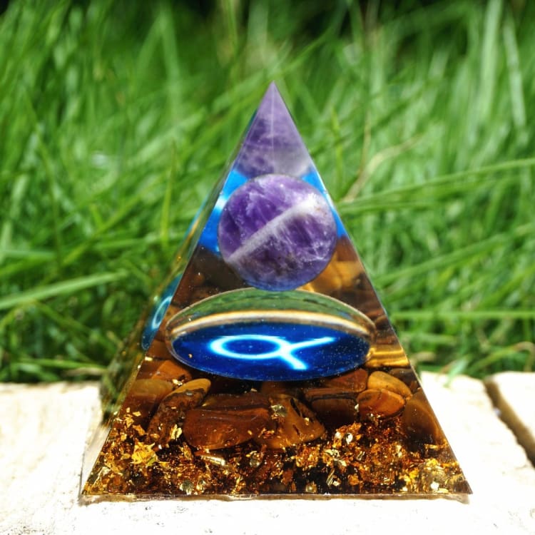 Pyramide du Zodiac en Orgonite symbole du Taureau - Décorations