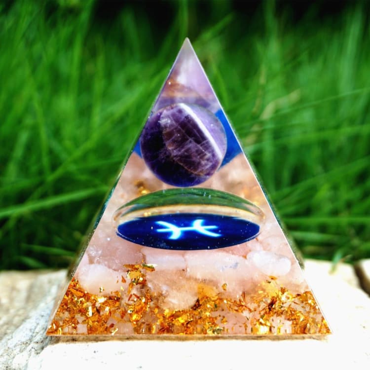 Pyramide du Zodiac en Orgonite symbole du Poisson - Décorations