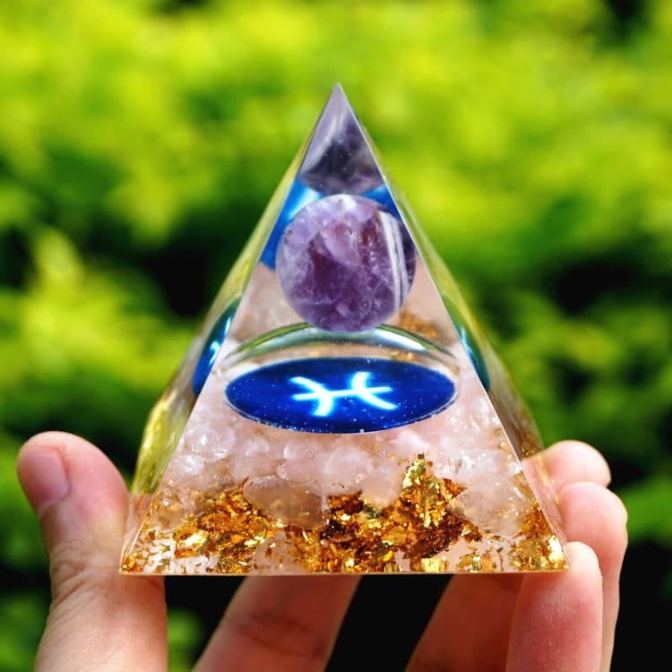Pyramide du Zodiac en Orgonite symbole du Poisson - Décorations