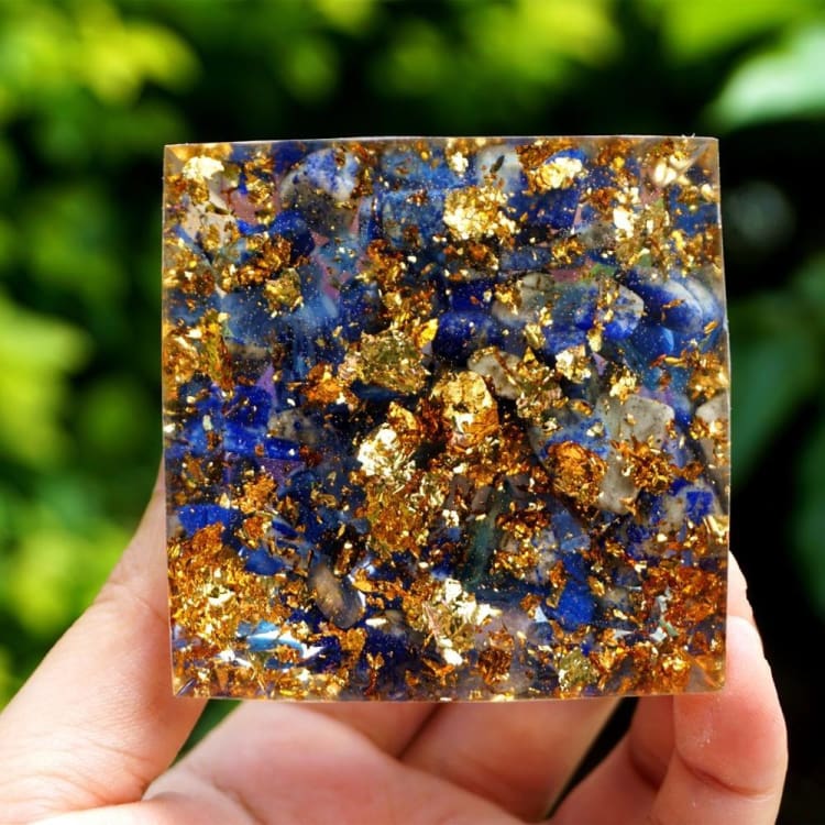 Pyramide du Zodiac en Orgonite symbole du Verseau - Décorations