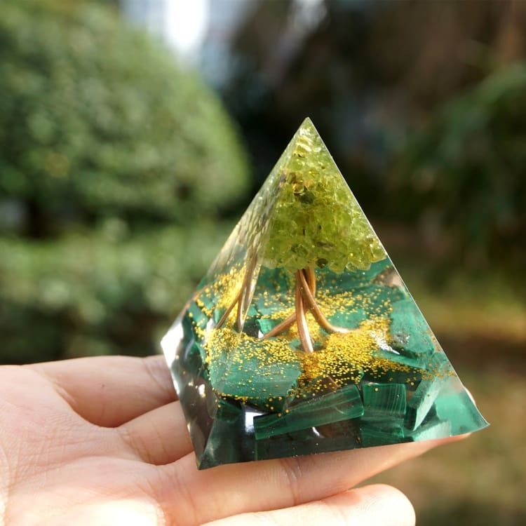 Pyramide en Orgonite et Aventurine et de 10cm - Décorations