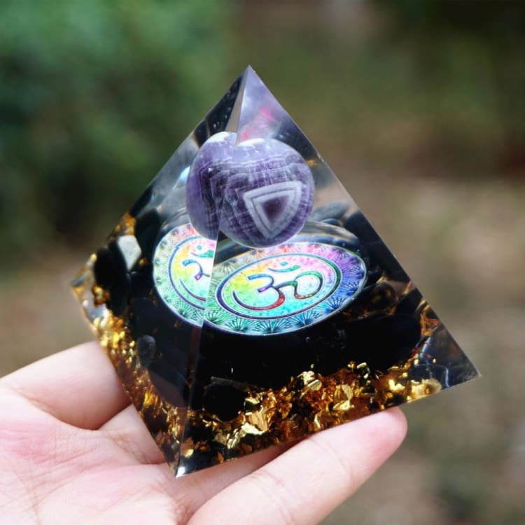 Pyramide en Orgonite et Obsidienne de 10cm - Décorations