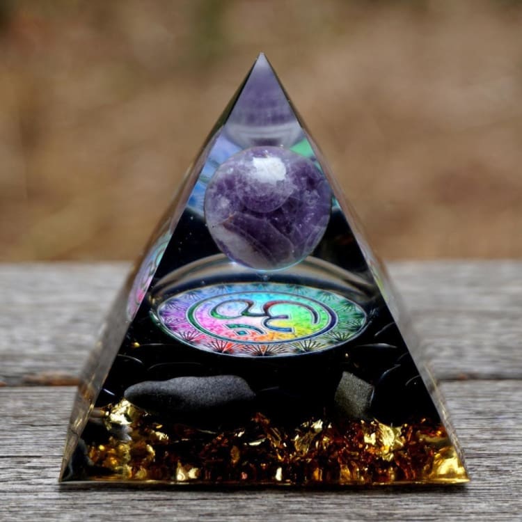 Pyramide en Orgonite et Obsidienne de 10cm - Décorations