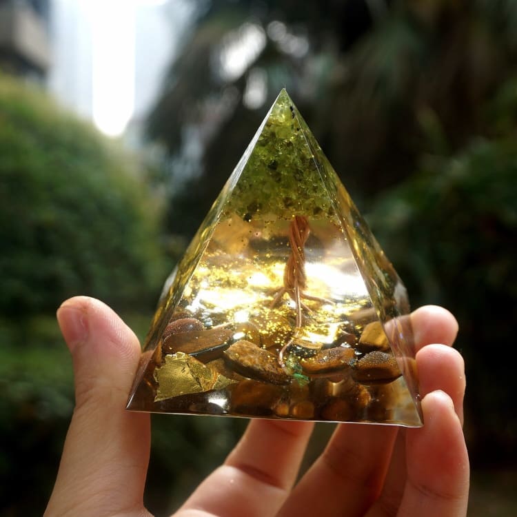 Pyramide en Orgonite et Oeil de Tigre de 10cm - Décorations