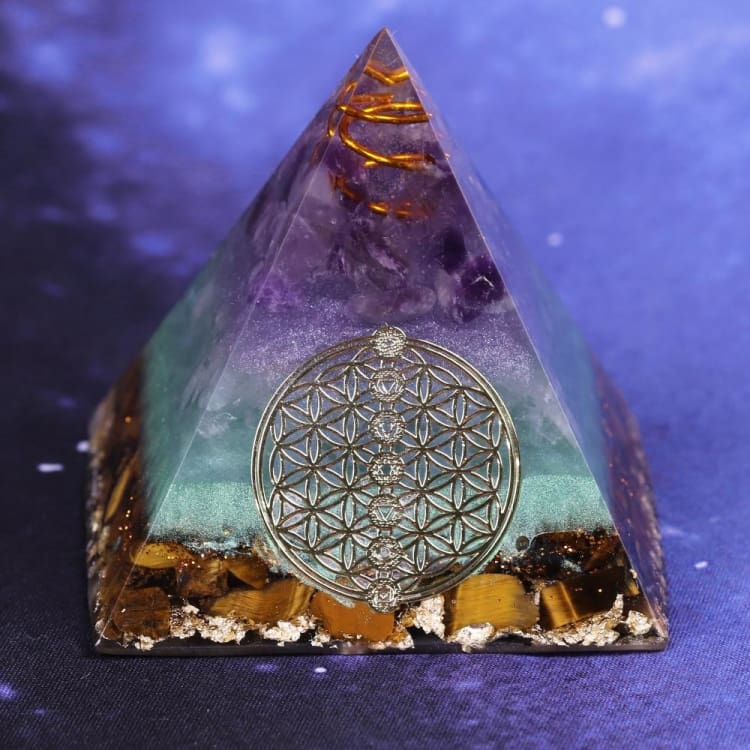 Pyramide Orgonite Energie et Sérénité - decoration