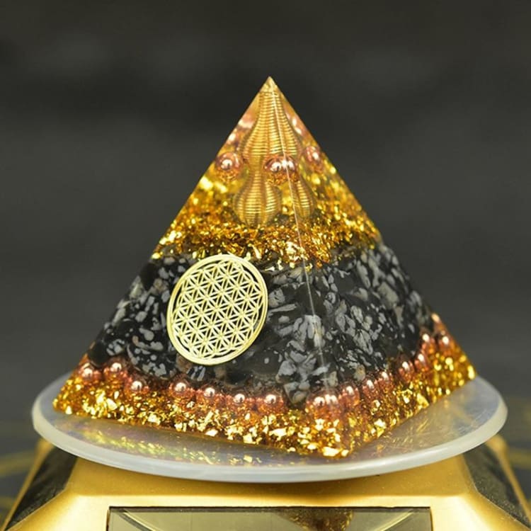 Pyramide Orgonite ’Relaxation et Protection’ Image