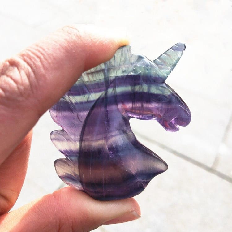 statuette de licorne en cristal de fluorite - decoration
