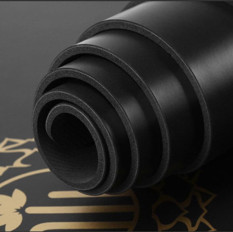 Tapips de Yoga en caoutchouc 100% naturelle ’ Noir profond ’